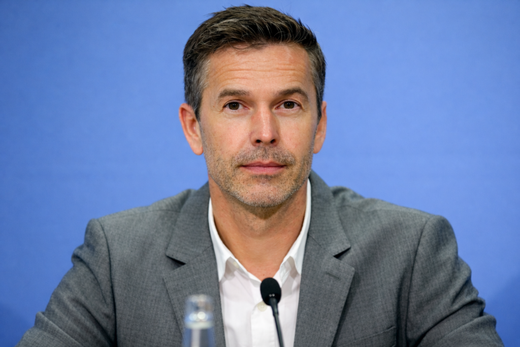 Dirk Steffens Krankheit: Alles über seine Gesundheit und Erfahrungen